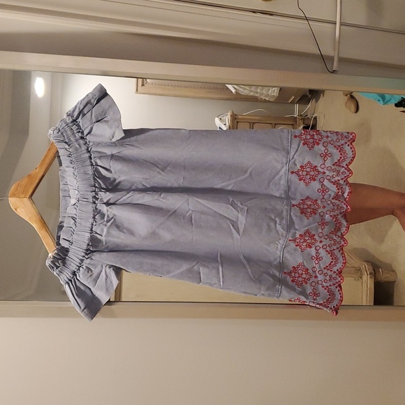 Vineyard Vines Off The Shoulder Embroidered Oxford Dress Size XS - Picture 2 of 3